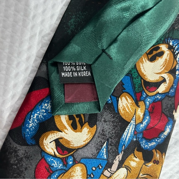 Mickey Holiday tie - Picture 4 of 8